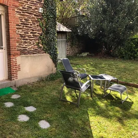 Le Rosegarden Au Pied De La Gare De * Rennes